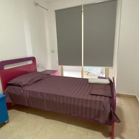 Anna'S Apartament Lushnjë Buitenkant foto